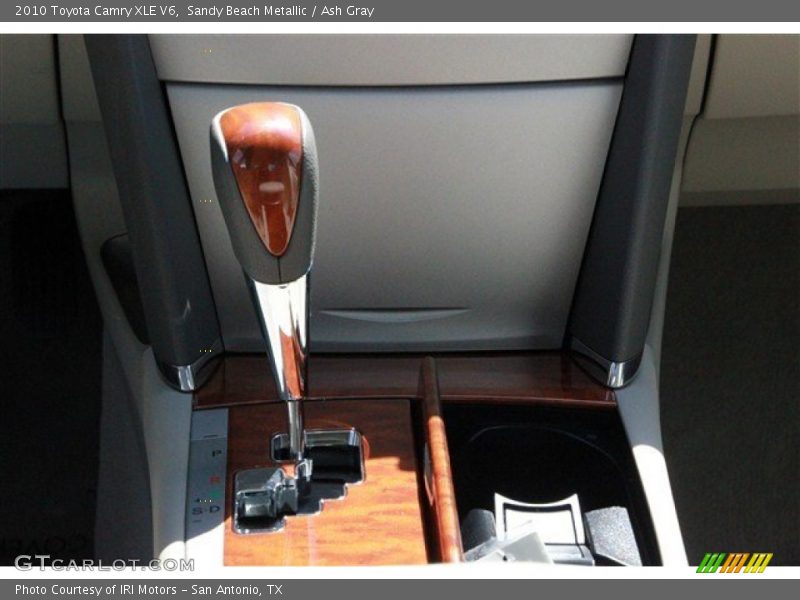 Sandy Beach Metallic / Ash Gray 2010 Toyota Camry XLE V6