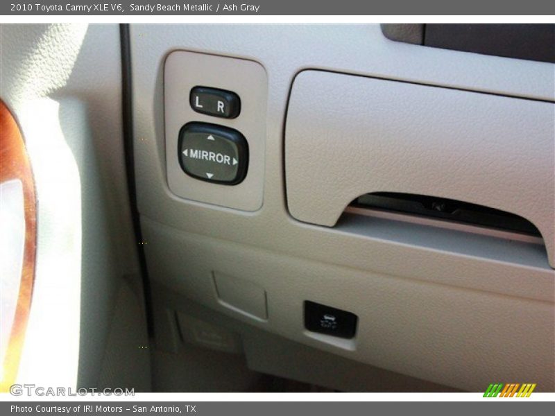 Sandy Beach Metallic / Ash Gray 2010 Toyota Camry XLE V6