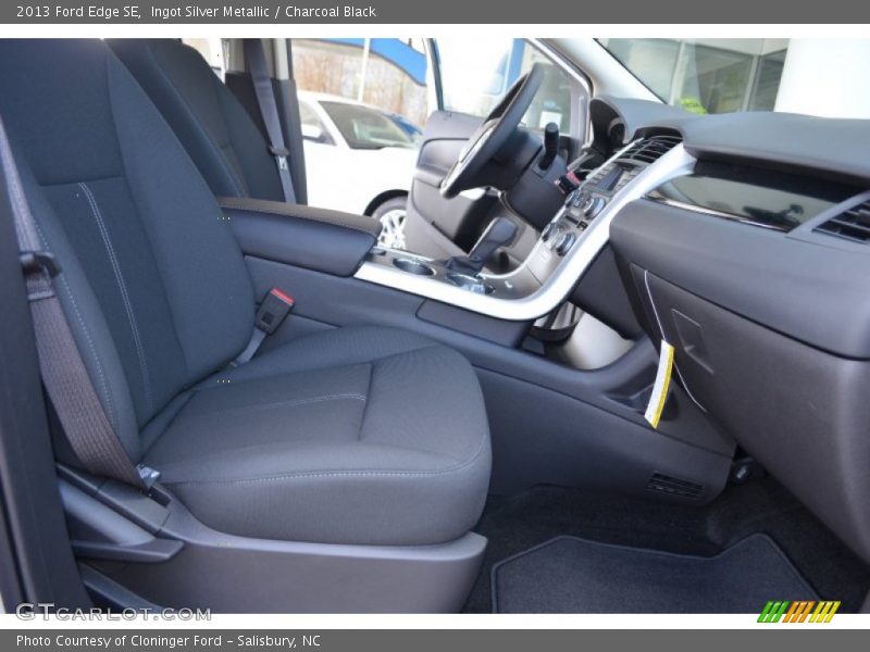 Ingot Silver Metallic / Charcoal Black 2013 Ford Edge SE