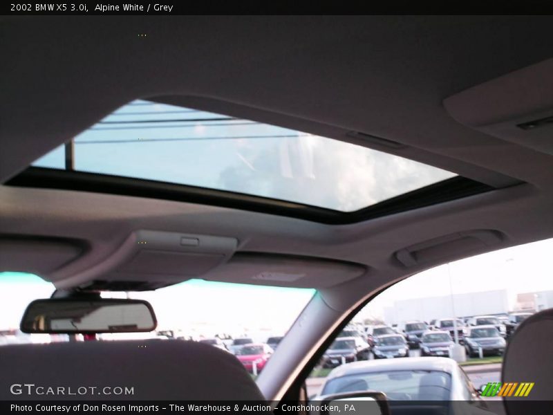 Alpine White / Grey 2002 BMW X5 3.0i