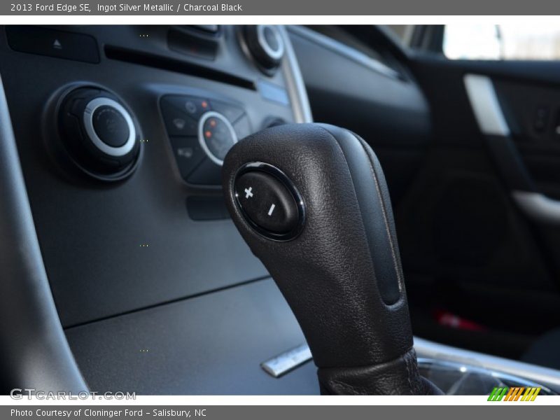 Ingot Silver Metallic / Charcoal Black 2013 Ford Edge SE
