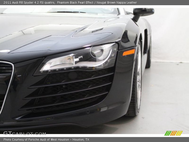 Phantom Black Pearl Effect / Nougat Brown Nappa Leather 2011 Audi R8 Spyder 4.2 FSI quattro