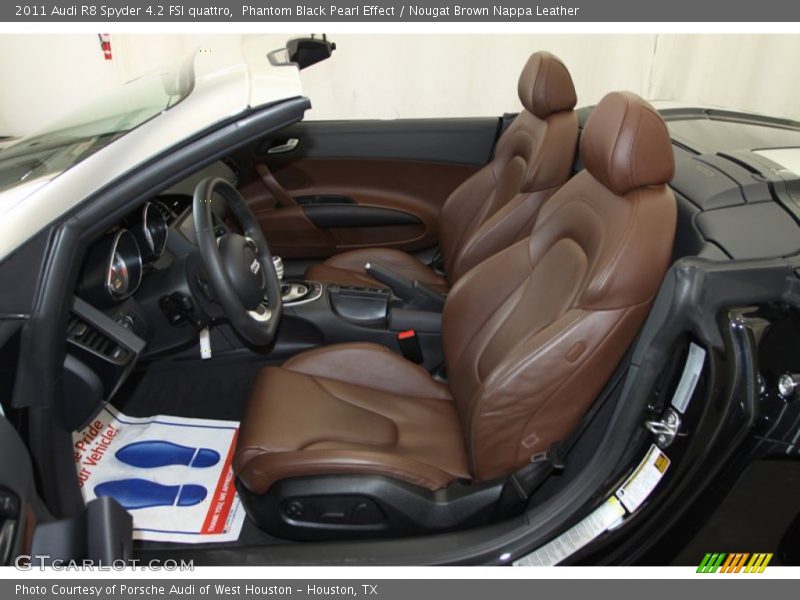 Front Seat of 2011 R8 Spyder 4.2 FSI quattro