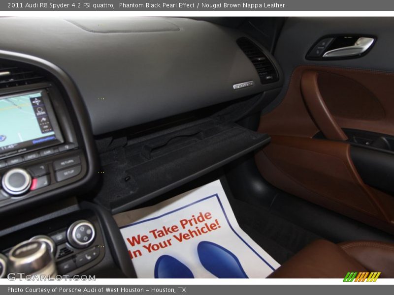 Phantom Black Pearl Effect / Nougat Brown Nappa Leather 2011 Audi R8 Spyder 4.2 FSI quattro