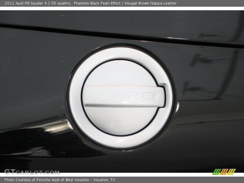 Phantom Black Pearl Effect / Nougat Brown Nappa Leather 2011 Audi R8 Spyder 4.2 FSI quattro