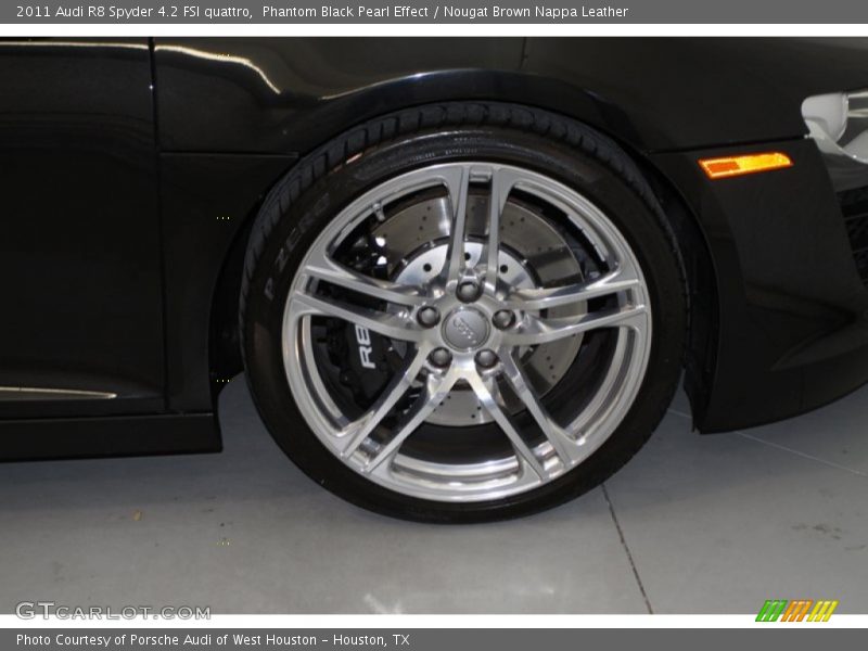  2011 R8 Spyder 4.2 FSI quattro Wheel