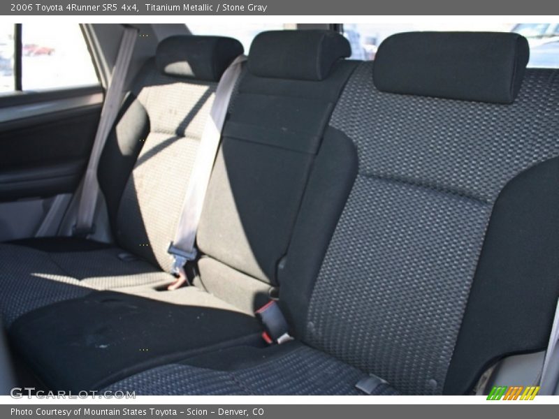 Titanium Metallic / Stone Gray 2006 Toyota 4Runner SR5 4x4