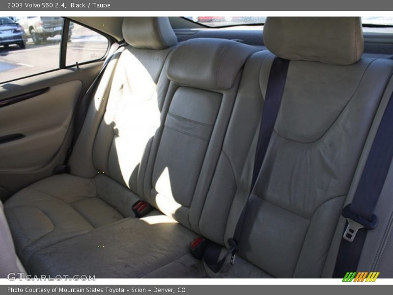 Black / Taupe 2003 Volvo S60 2.4