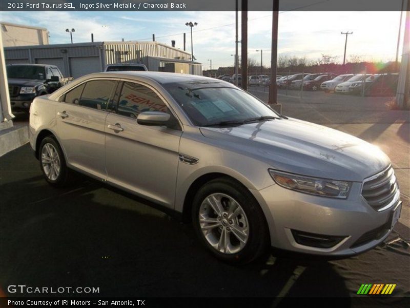 Ingot Silver Metallic / Charcoal Black 2013 Ford Taurus SEL