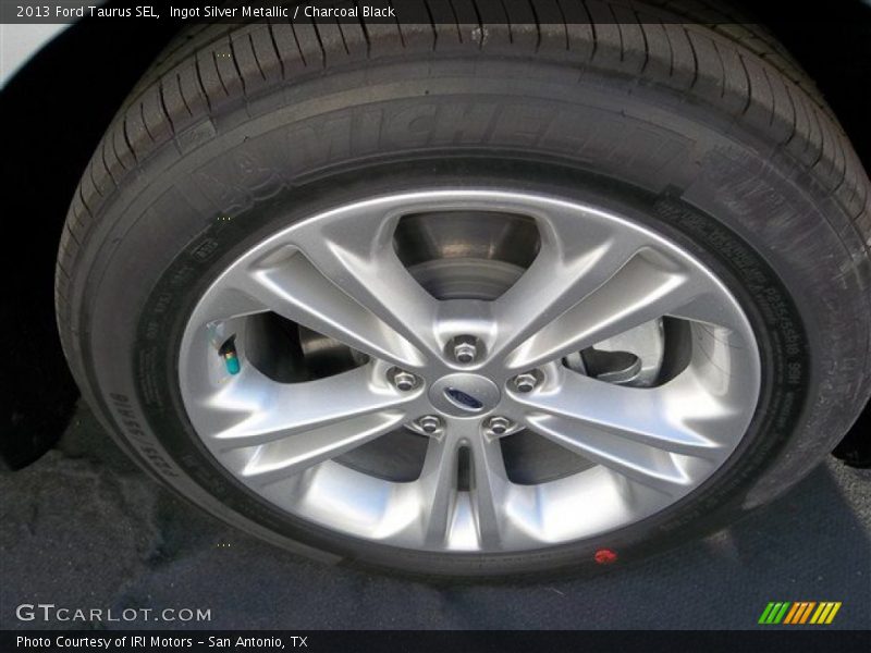 Ingot Silver Metallic / Charcoal Black 2013 Ford Taurus SEL