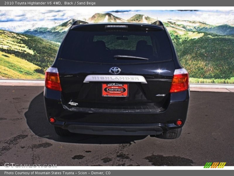 Black / Sand Beige 2010 Toyota Highlander V6 4WD