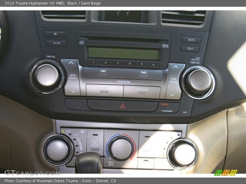 Black / Sand Beige 2010 Toyota Highlander V6 4WD