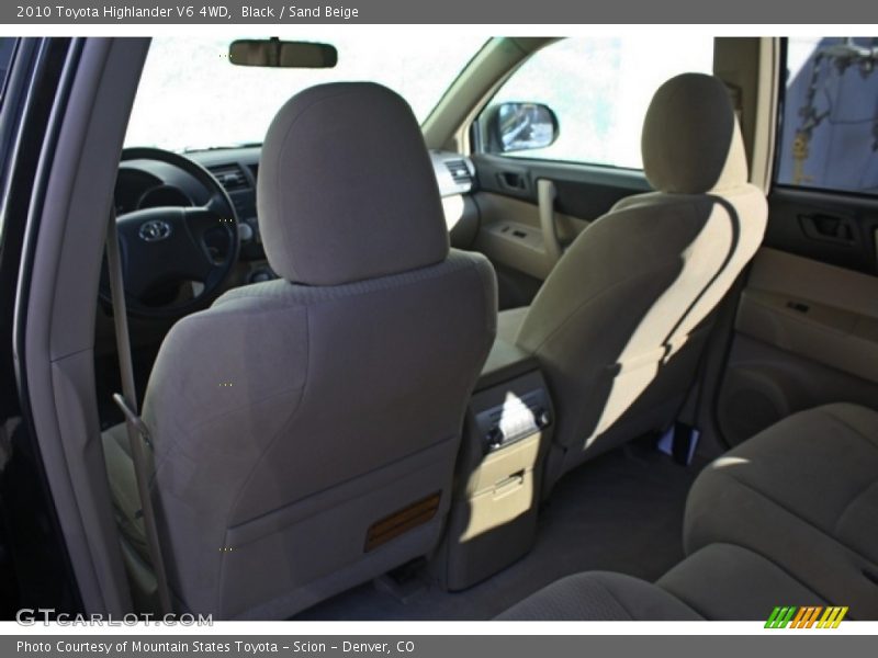 Black / Sand Beige 2010 Toyota Highlander V6 4WD