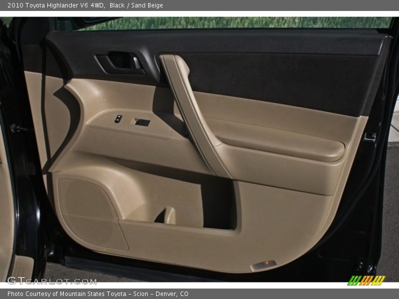 Black / Sand Beige 2010 Toyota Highlander V6 4WD