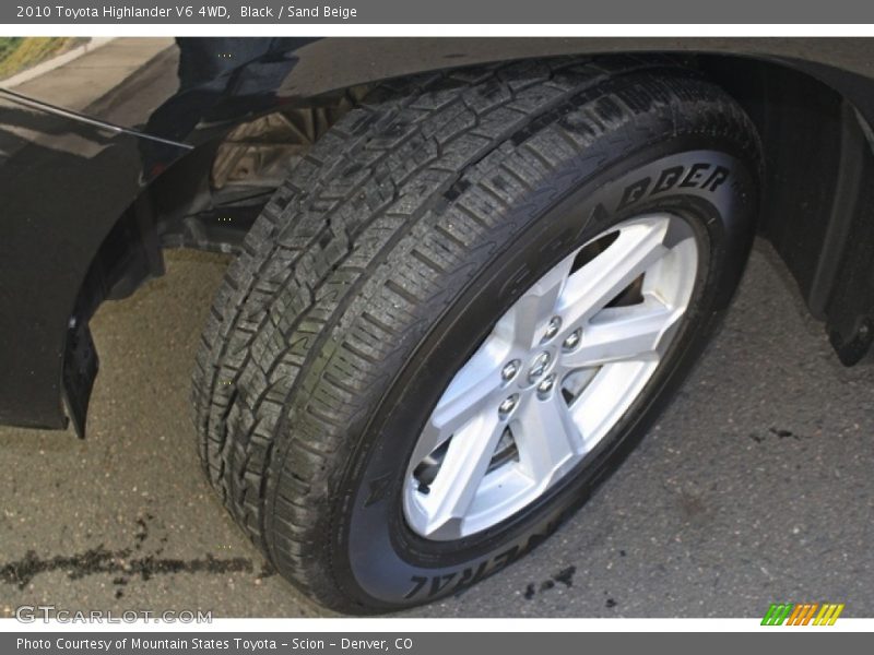 Black / Sand Beige 2010 Toyota Highlander V6 4WD