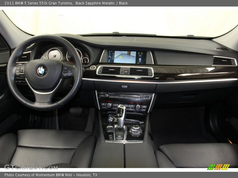 Dashboard of 2011 5 Series 550i Gran Turismo
