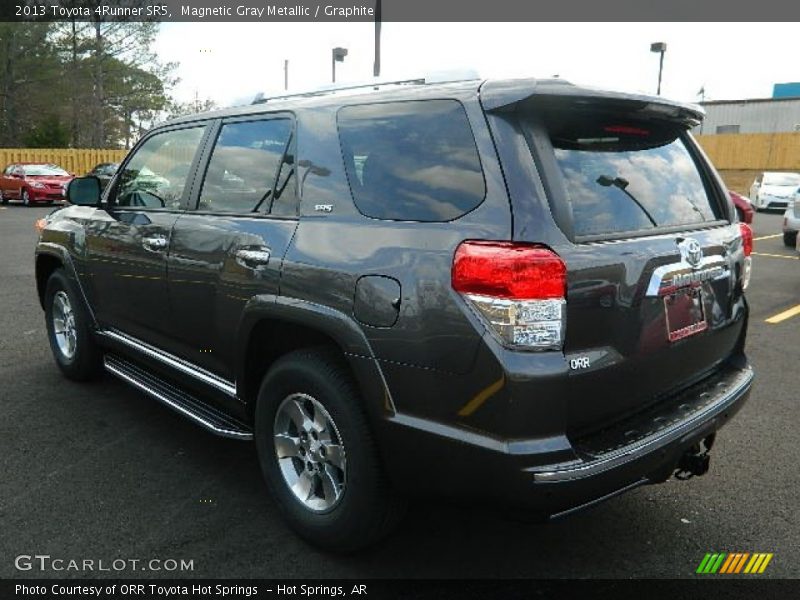 Magnetic Gray Metallic / Graphite 2013 Toyota 4Runner SR5