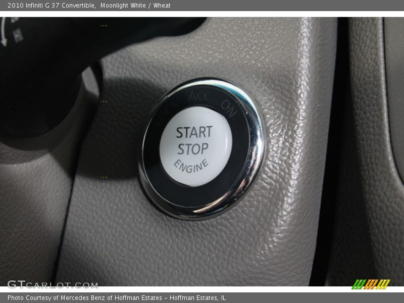 Controls of 2010 G 37 Convertible