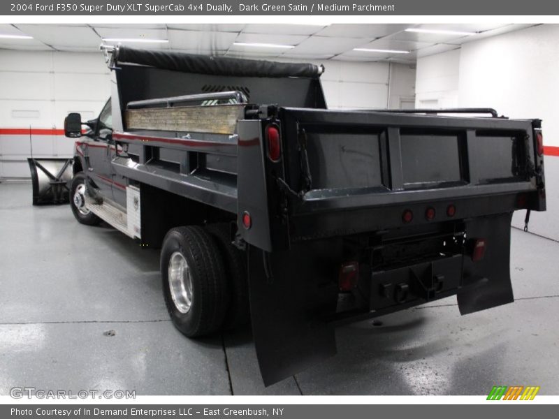 Dark Green Satin / Medium Parchment 2004 Ford F350 Super Duty XLT SuperCab 4x4 Dually