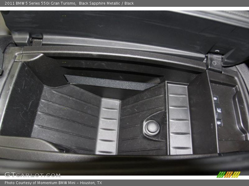 Black Sapphire Metallic / Black 2011 BMW 5 Series 550i Gran Turismo