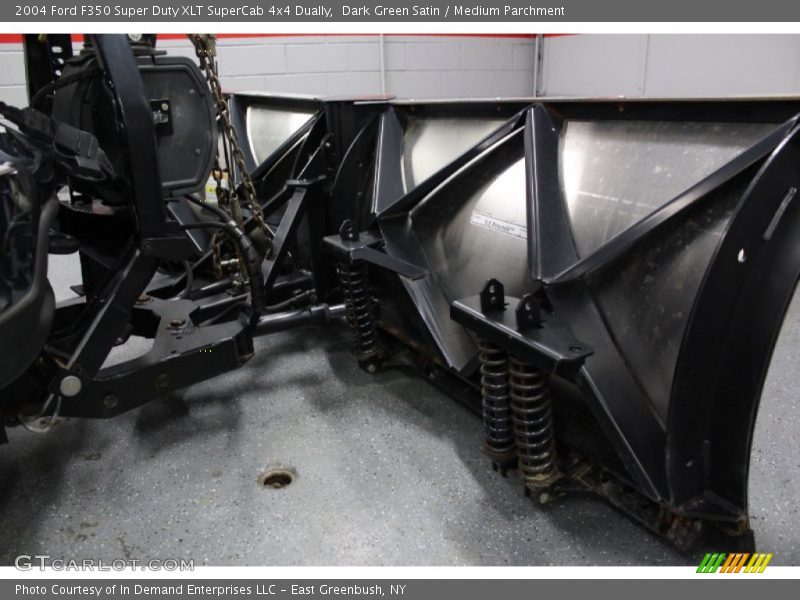 Dark Green Satin / Medium Parchment 2004 Ford F350 Super Duty XLT SuperCab 4x4 Dually