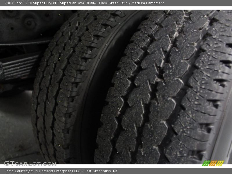 Dark Green Satin / Medium Parchment 2004 Ford F350 Super Duty XLT SuperCab 4x4 Dually