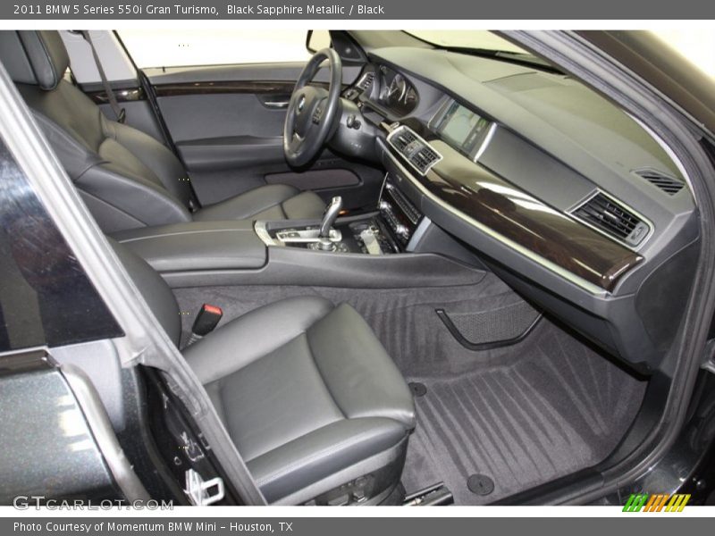 Front Seat of 2011 5 Series 550i Gran Turismo