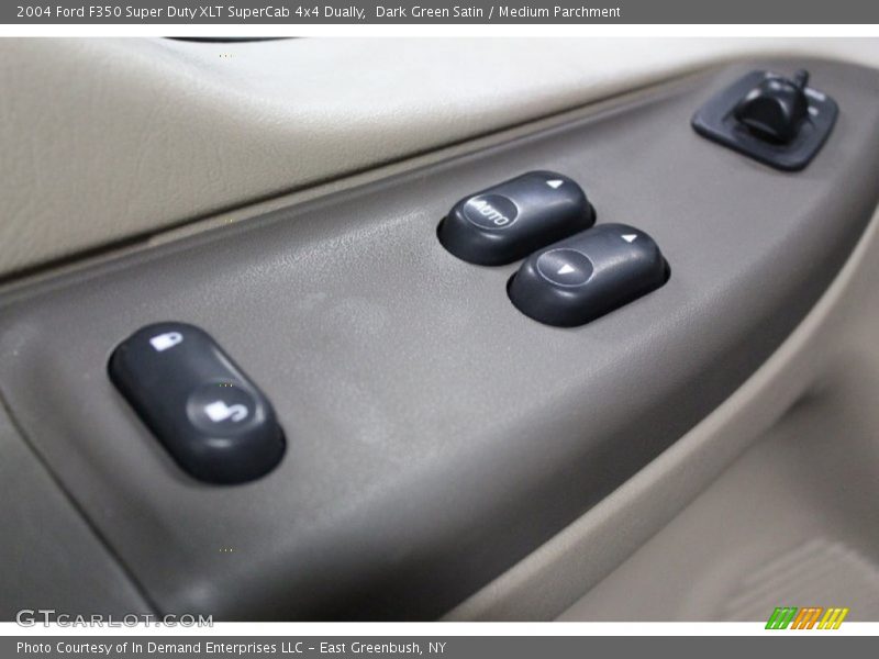 Dark Green Satin / Medium Parchment 2004 Ford F350 Super Duty XLT SuperCab 4x4 Dually