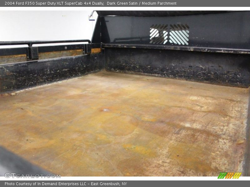 Dark Green Satin / Medium Parchment 2004 Ford F350 Super Duty XLT SuperCab 4x4 Dually