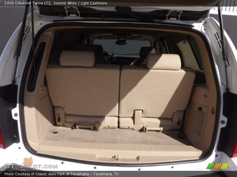 Summit White / Light Cashmere 2009 Chevrolet Tahoe LTZ