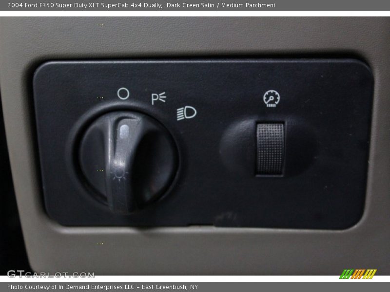 Dark Green Satin / Medium Parchment 2004 Ford F350 Super Duty XLT SuperCab 4x4 Dually