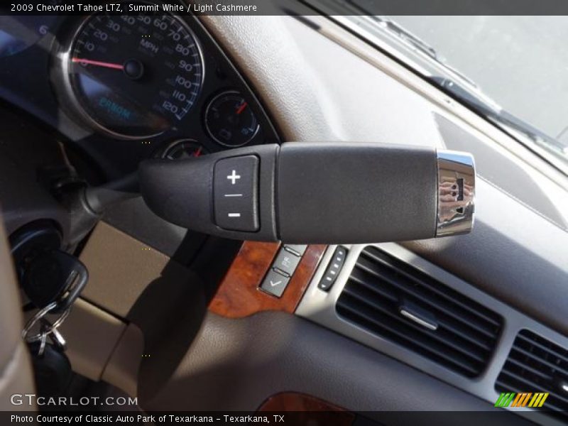 Summit White / Light Cashmere 2009 Chevrolet Tahoe LTZ