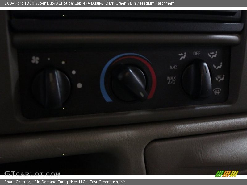 Dark Green Satin / Medium Parchment 2004 Ford F350 Super Duty XLT SuperCab 4x4 Dually