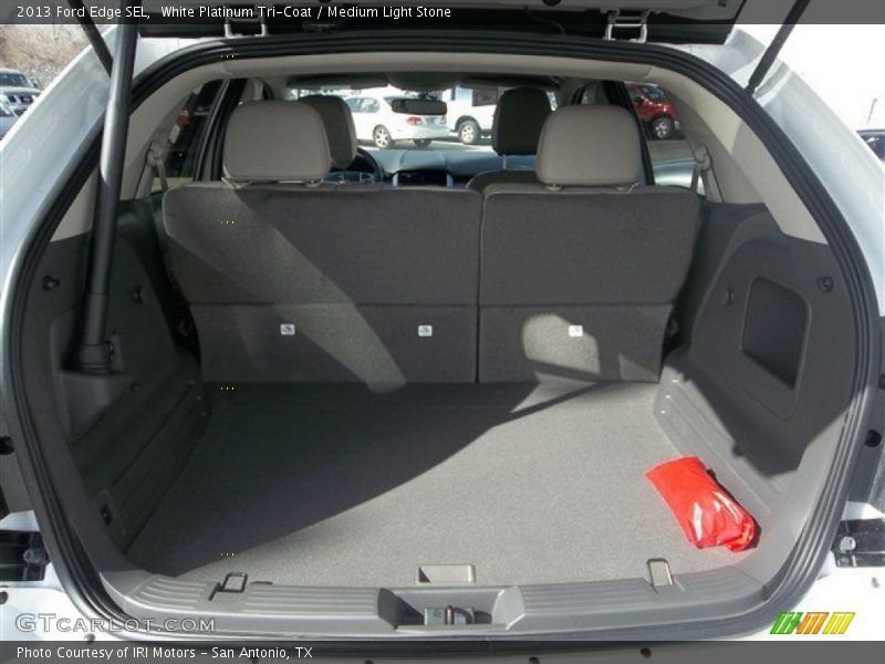 White Platinum Tri-Coat / Medium Light Stone 2013 Ford Edge SEL