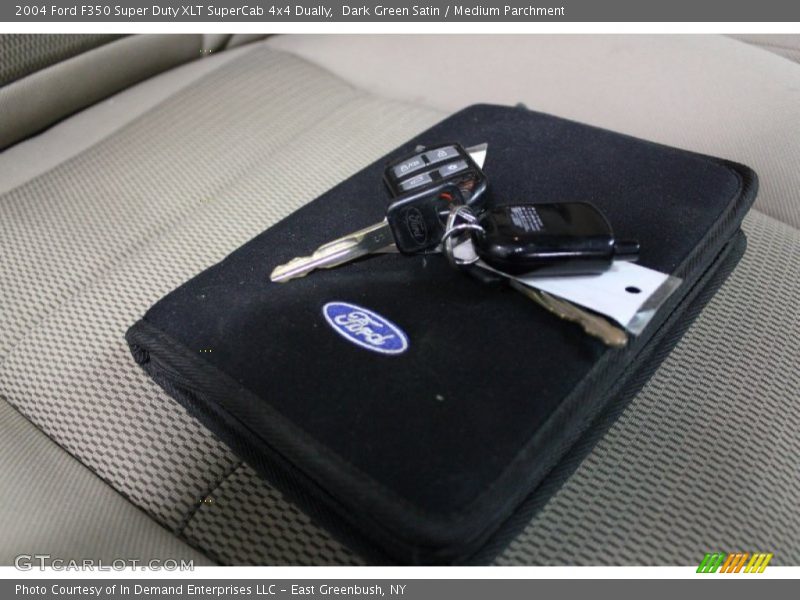 Dark Green Satin / Medium Parchment 2004 Ford F350 Super Duty XLT SuperCab 4x4 Dually