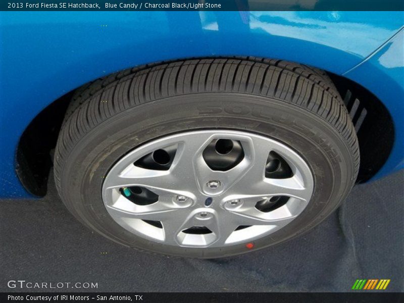 Blue Candy / Charcoal Black/Light Stone 2013 Ford Fiesta SE Hatchback