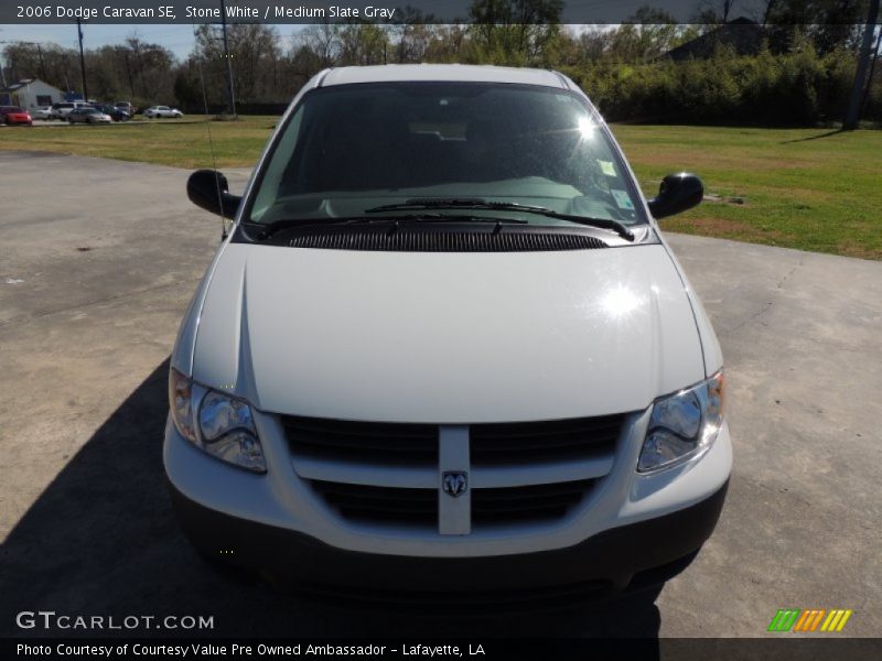 Stone White / Medium Slate Gray 2006 Dodge Caravan SE