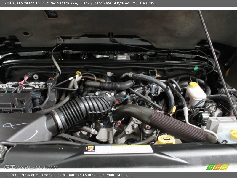 Black / Dark Slate Gray/Medium Slate Gray 2010 Jeep Wrangler Unlimited Sahara 4x4