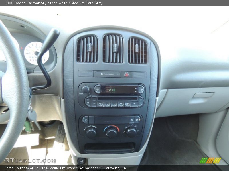 Stone White / Medium Slate Gray 2006 Dodge Caravan SE