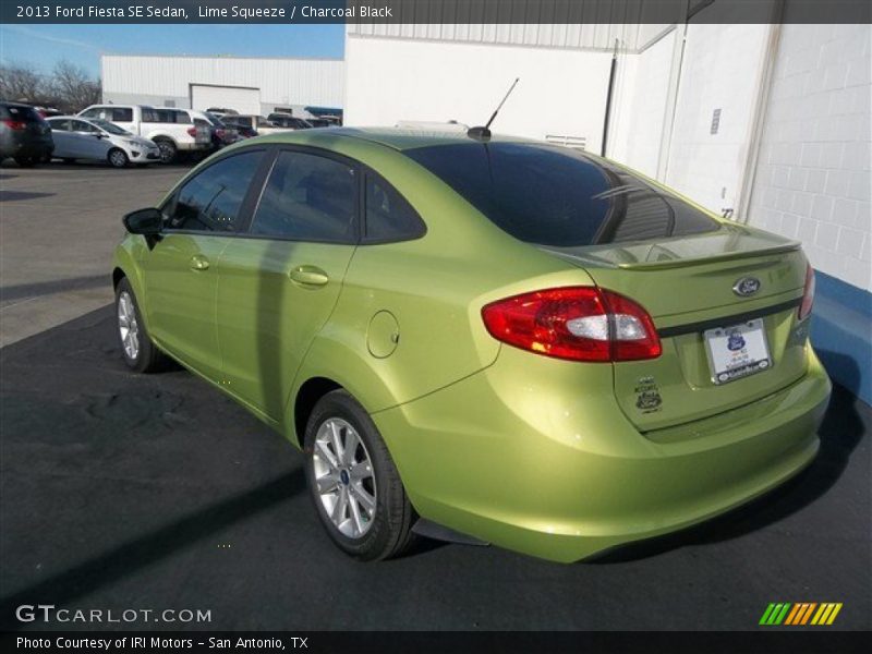 Lime Squeeze / Charcoal Black 2013 Ford Fiesta SE Sedan