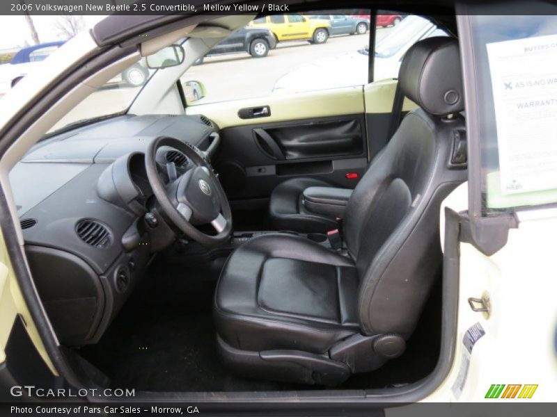 Mellow Yellow / Black 2006 Volkswagen New Beetle 2.5 Convertible