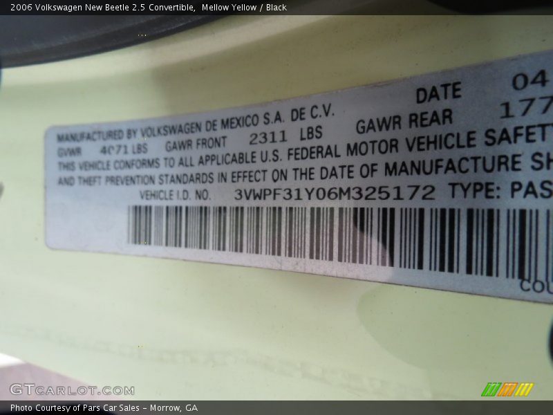 Mellow Yellow / Black 2006 Volkswagen New Beetle 2.5 Convertible