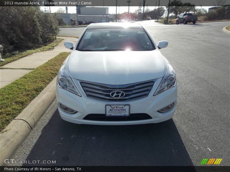 Porcelain White Pearl / Camel 2013 Hyundai Azera