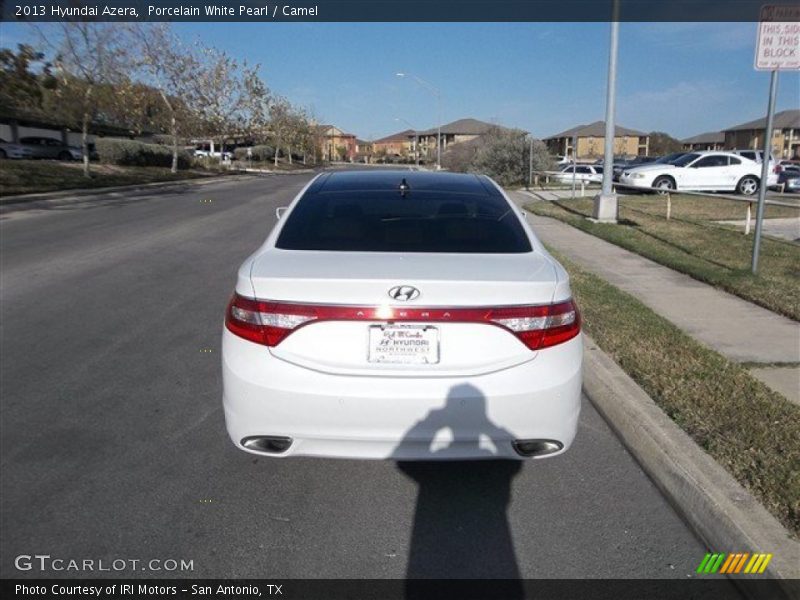 Porcelain White Pearl / Camel 2013 Hyundai Azera