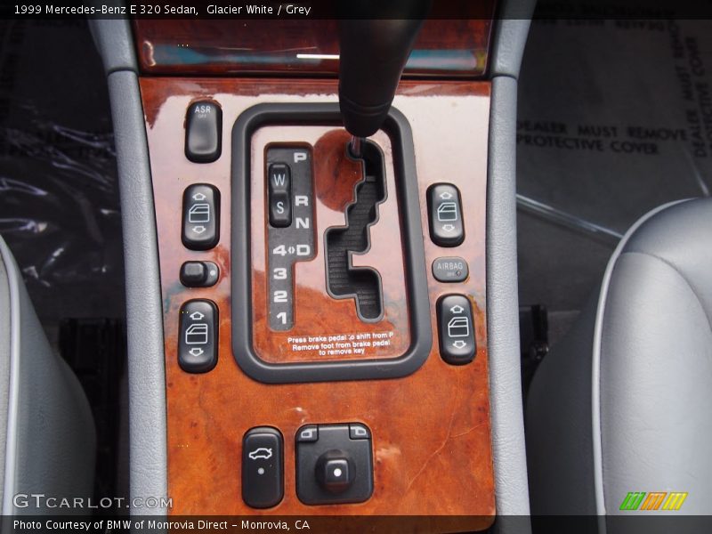 Glacier White / Grey 1999 Mercedes-Benz E 320 Sedan