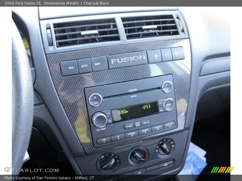 Smokestone Metallic / Charcoal Black 2009 Ford Fusion SE