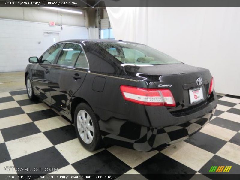 Black / Ash Gray 2010 Toyota Camry LE