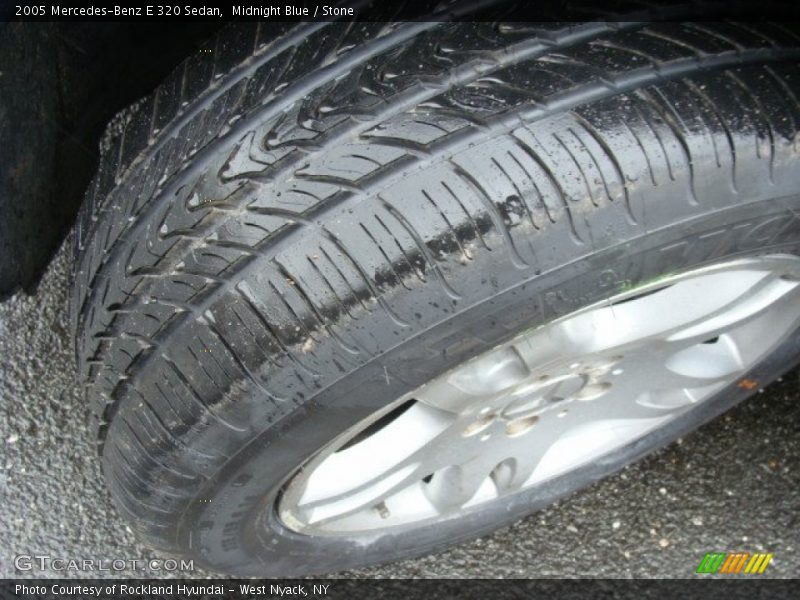 Midnight Blue / Stone 2005 Mercedes-Benz E 320 Sedan