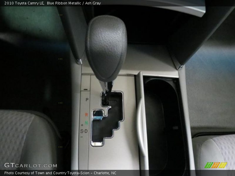 Blue Ribbon Metallic / Ash Gray 2010 Toyota Camry LE