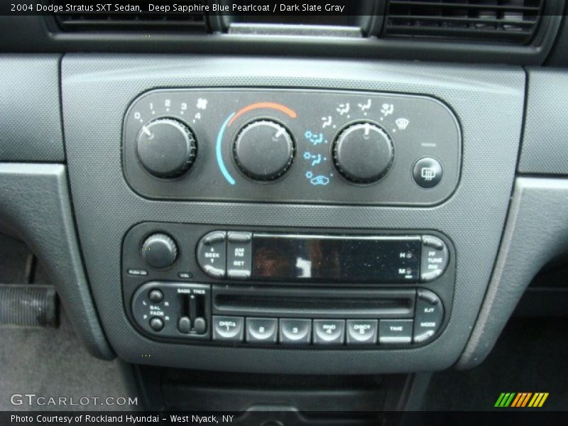 Deep Sapphire Blue Pearlcoat / Dark Slate Gray 2004 Dodge Stratus SXT Sedan